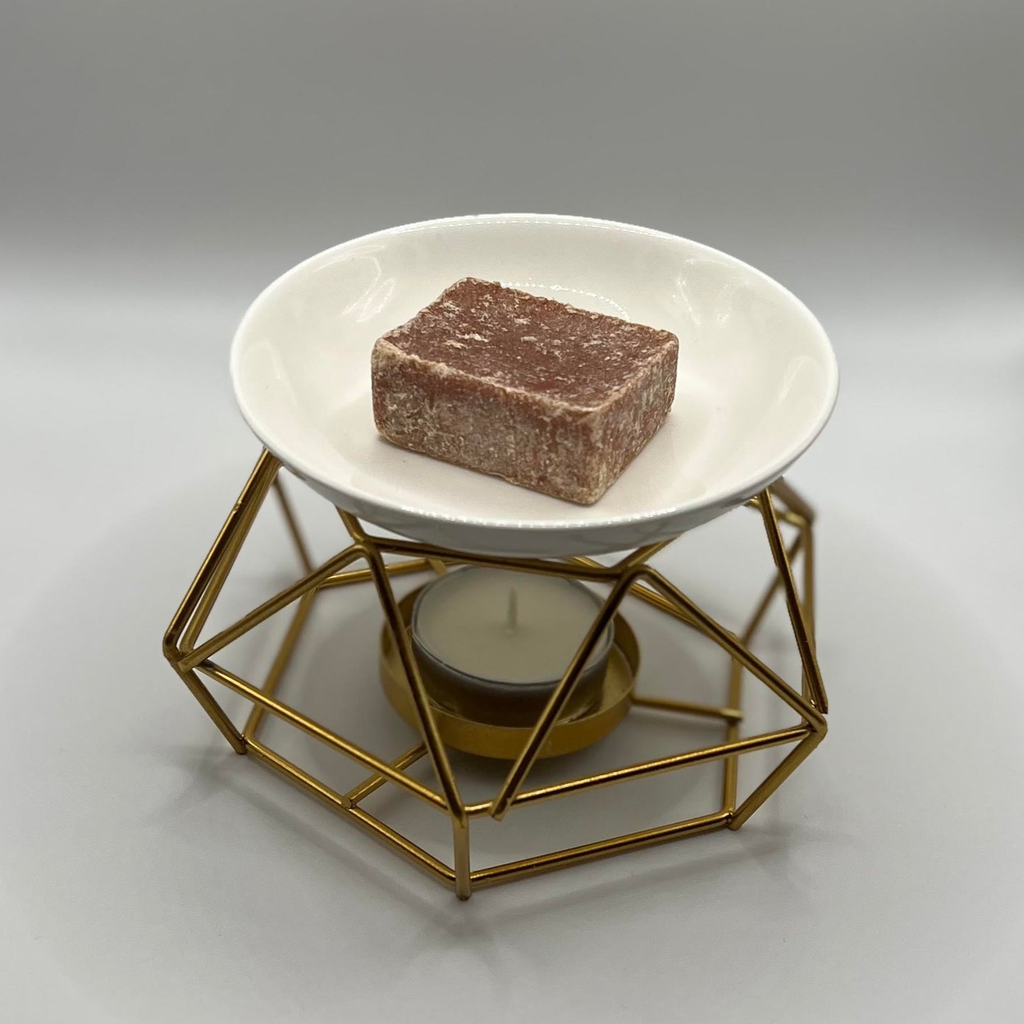 SOLID MUSK CUBE (amber)