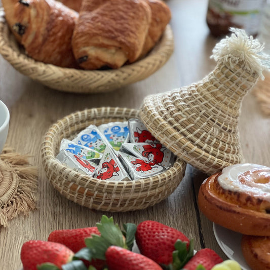 DECORATIVE STRAW TAJINE