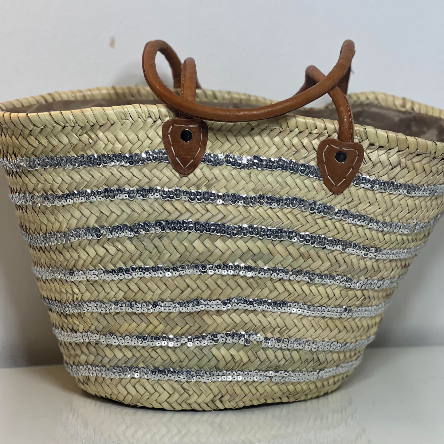 LARGE BEACH BAG WITH SILVER SEQUIN LINES