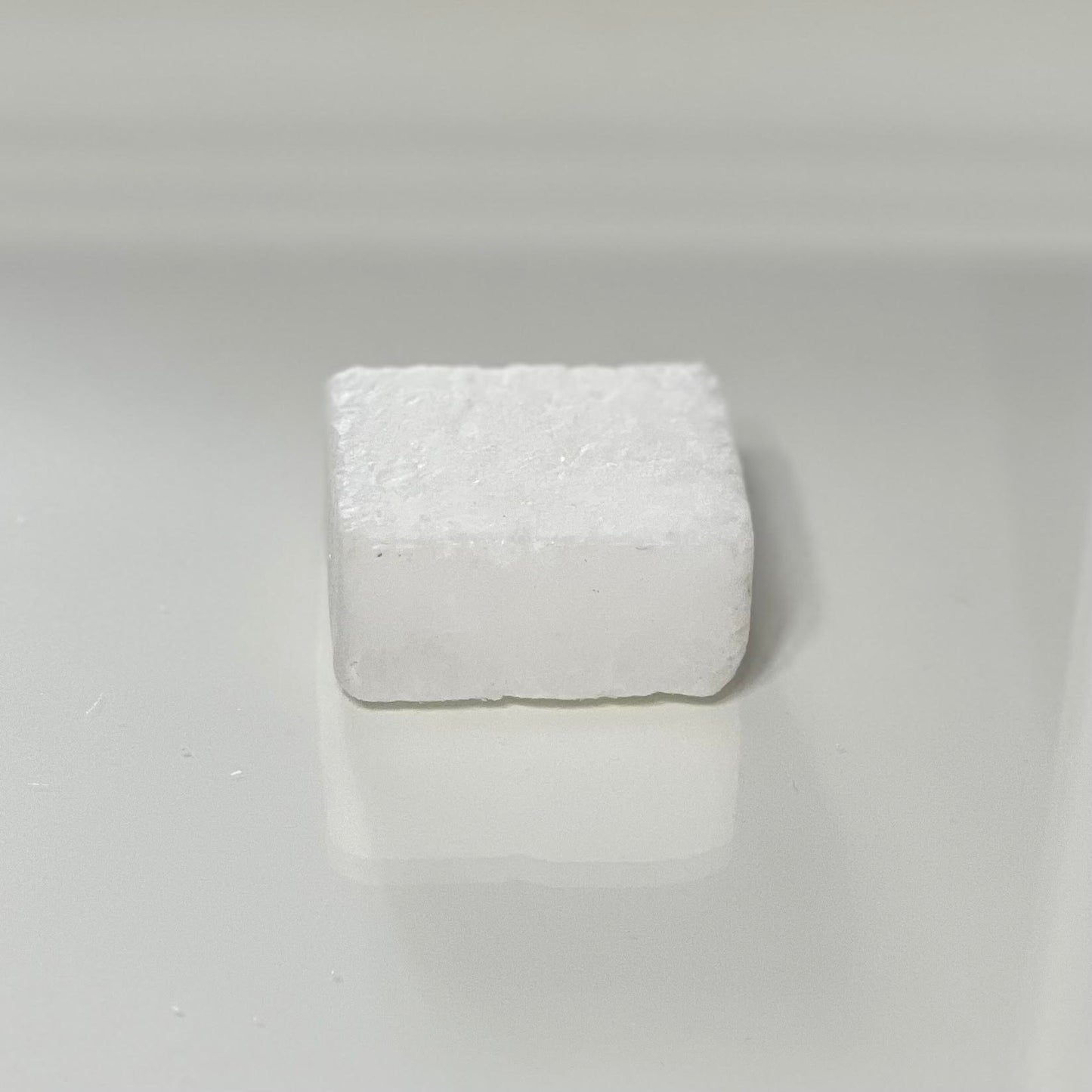 SOLID MUSK CUBE (white musk)